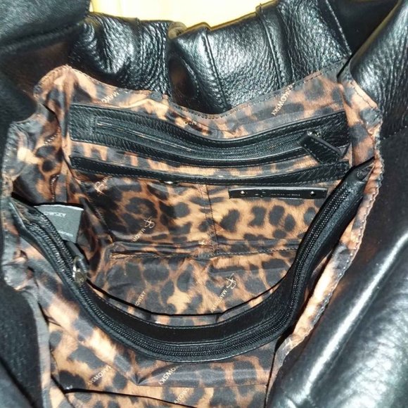 Makowsky Black Pebble Leather Shoulder Purse - Picture 4 of 8